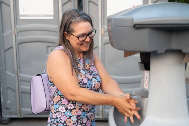 Best Luxury portable toilet rental  in Quinnesec, MI